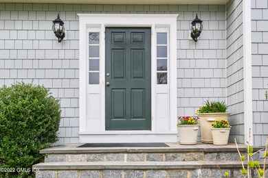 9 Fox Hollow Ln, Cos Cob, CT 06807 - photo 2