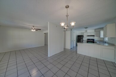 3120 W Griswold Rd-6