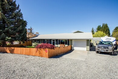 606 N Larch Ave, East Wenatchee, WA 98802 - photo 2