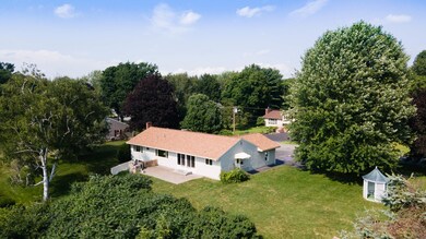 17 Meadow Lane-9