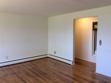 463 Winter St, Troy, NY 12180 - photo 3