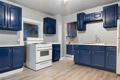 4141 Cyril Ave, Cleveland, OH 44109 - photo 6