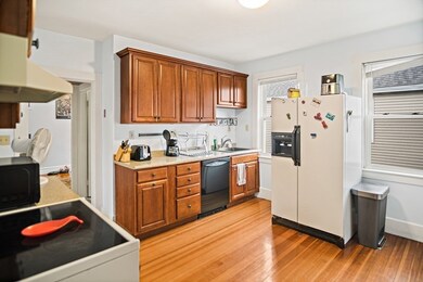 32 Armory St unit 2, Wakefield, MA 01880 - photo 6