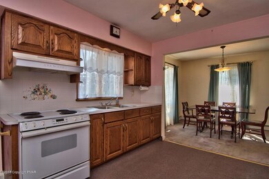 555 Suscon Rd, Pittston, PA 18640 - photo 7