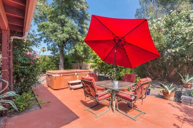 Private Backyard Retreat W/Spa