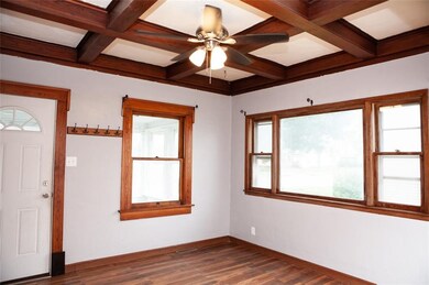 2733 E Walnut St, Des Moines, IA 50317 - photo 6