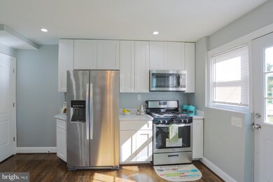 1239 Woodbourne Ave, Baltimore, MD 21239 - photo 7