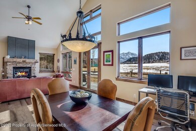 15_1276_Crystal_Bluffs_Loop_Carbondale_8