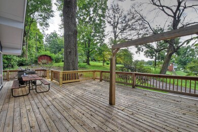 2101 Edgehill Cir, Johnson City, TN 37601 - photo 6