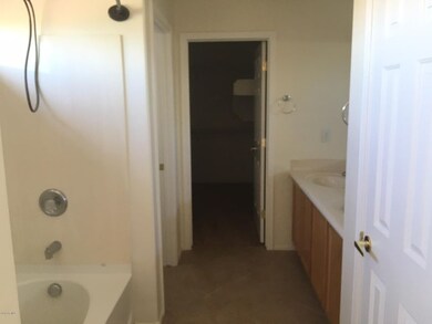 39518 N MESSNER MASTER BEDROOM BATH