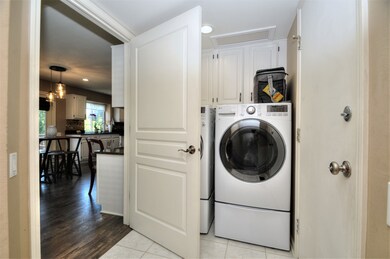 235 Farmhill Dr unit 2A, Algonquin, IL 60102 - photo 3