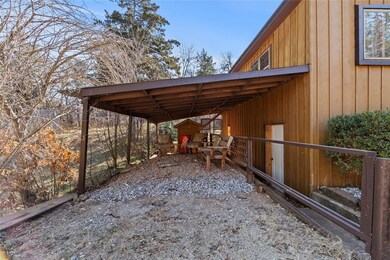 569 5th St, Hinton, OK 73047 - photo 5