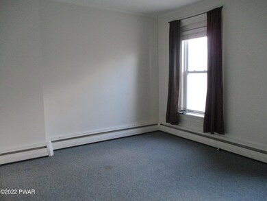 107 W Ann St, Milford, PA 18337 - photo 5