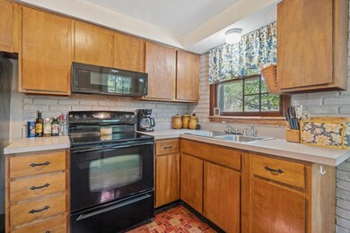 7 Bradford Dr, Merrimack, NH 03054 - photo 5