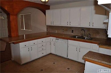 Large Open Kitchen