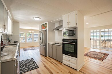 1055 N 5th St unit 123, Jacksonville, OR 97530 - photo 6