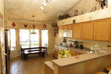 Tarwater - Kitchen