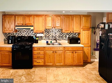 3716 Benson Ave, Halethorpe, MD 21227 - photo 3