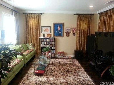 
Formal Living Room
