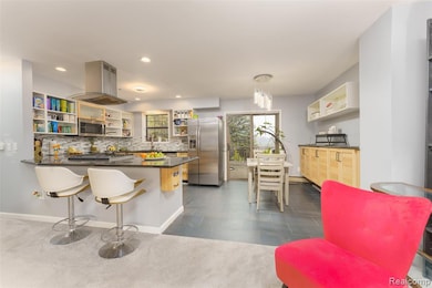 5670 Fowlerville Rd, Fowlerville, MI 48836 - photo 7