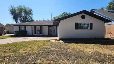 8203 Langdon Ln, Houston, TX 77036 - photo 4