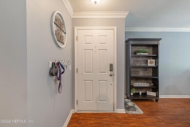5 Foyer