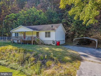 84 New Hope Rd, Berkeley Springs, WV 25411 - photo 3