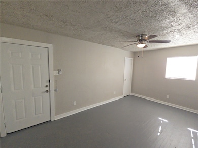 3335 Tuam St unit 2, Houston, TX 77004 - photo 4