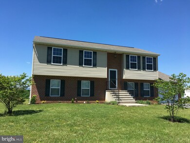 15423 Camden Dr, Greencastle, PA 17225 - photo 3