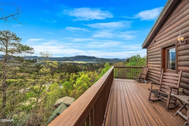 2251 Upper Middle Creek Rd unit 8, Sevierville, TN 37876 - photo 3