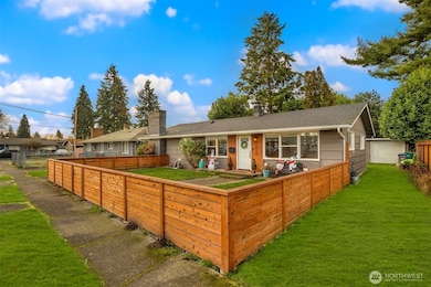 1015 F St SE, Auburn, WA 98002 - photo 2