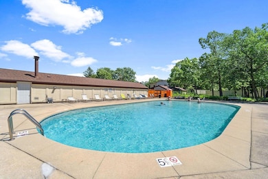 ooachlight pool
