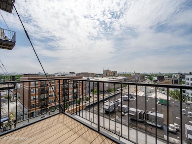 Tower Lofts unit 504, Chicago, IL 60657 - photo 4