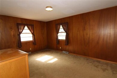 Family Room 2/Play room