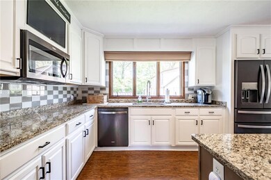 2765 W Carr Hill Rd, Columbus, IN 47201 - photo 6