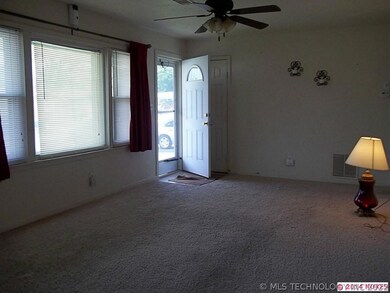 Living Area - MOVE IN READY