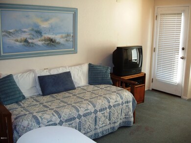 2ND LIVING AREA