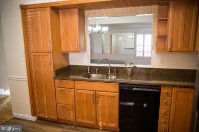 18859 Summer Oak Ct, Germantown, MD 20874 - photo 4