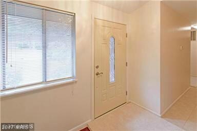 14901 Chestnut Ridge Ct, North Potomac, MD 20878 - photo 2