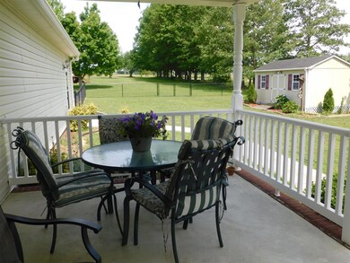 COVERED PATIO IN YOUR PRIVACY BACKYARD.