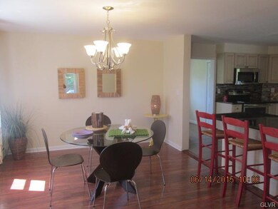 711 Heckman Ave, Nazareth, PA 18064 - photo 6