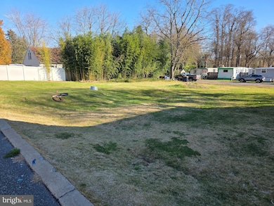 362 Wood St, Bristol, PA 19007 - photo 3