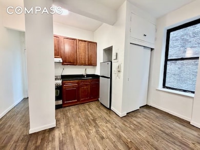 102 W 80th St unit 38, New York, NY 10024 - photo 2
