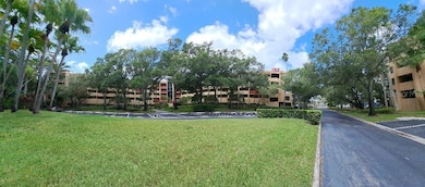 Imperial Pines Condominiums unit 405, Clearwater, FL 33761 - photo 4