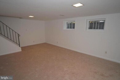 4731 31st St S, Arlington, VA 22206 - photo 4