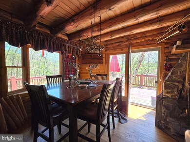 864 Choke Cherry Ln, Great Cacapon, WV 25422 - photo 6