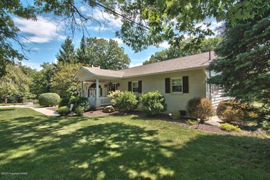 391 Main St, Jim Thorpe, PA 18229 - photo 2