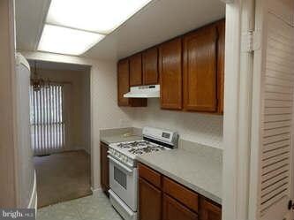 1996 Cambridge Dr unit 26, Crofton, MD 21114 - photo 5