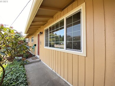 245 T St, Springfield, OR 97477 - photo 4