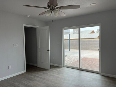 517 S Avenue A, Yuma, AZ 85364 - photo 4